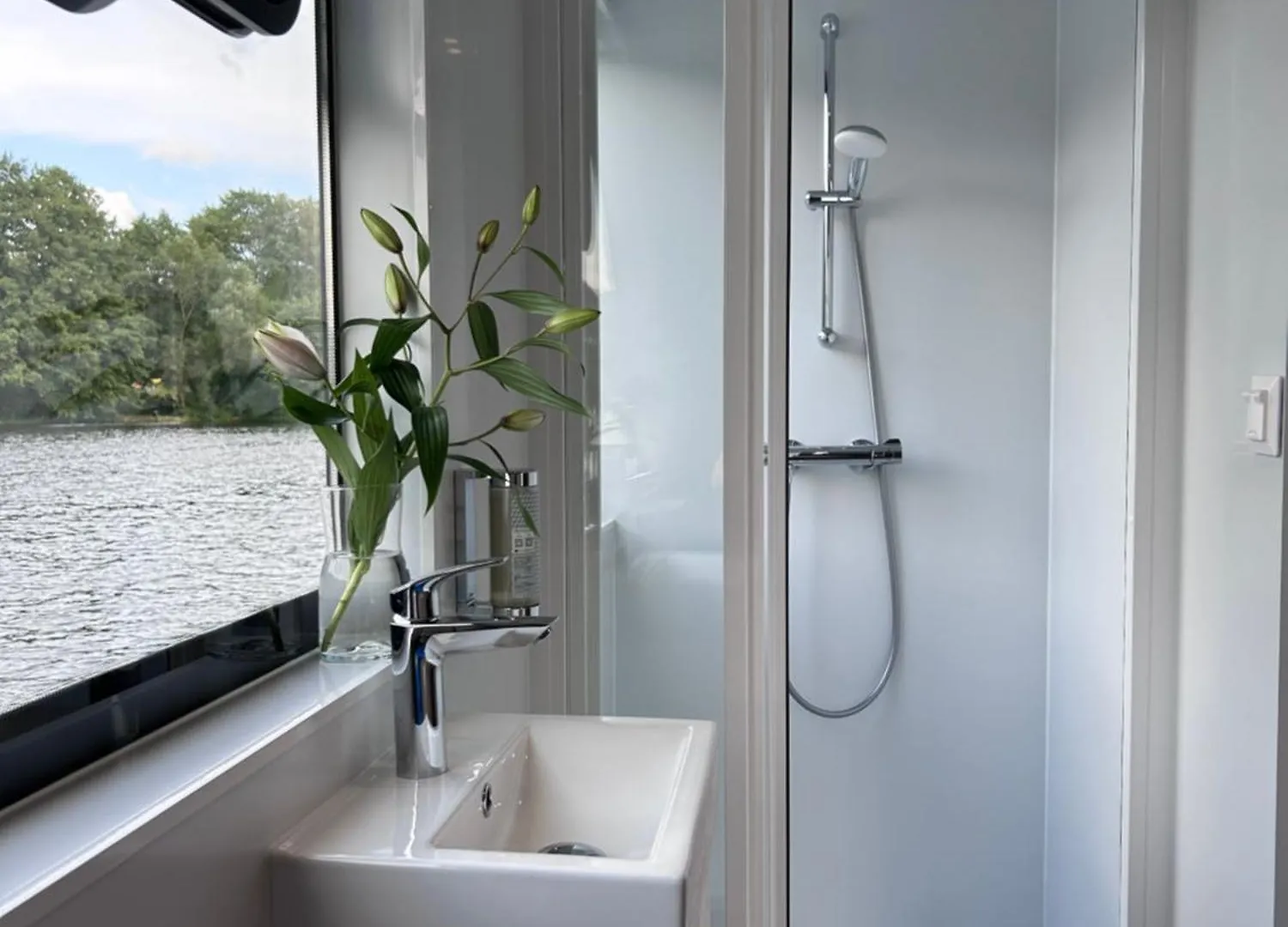 Nena Hausboot Hotel Berlin 0*,
