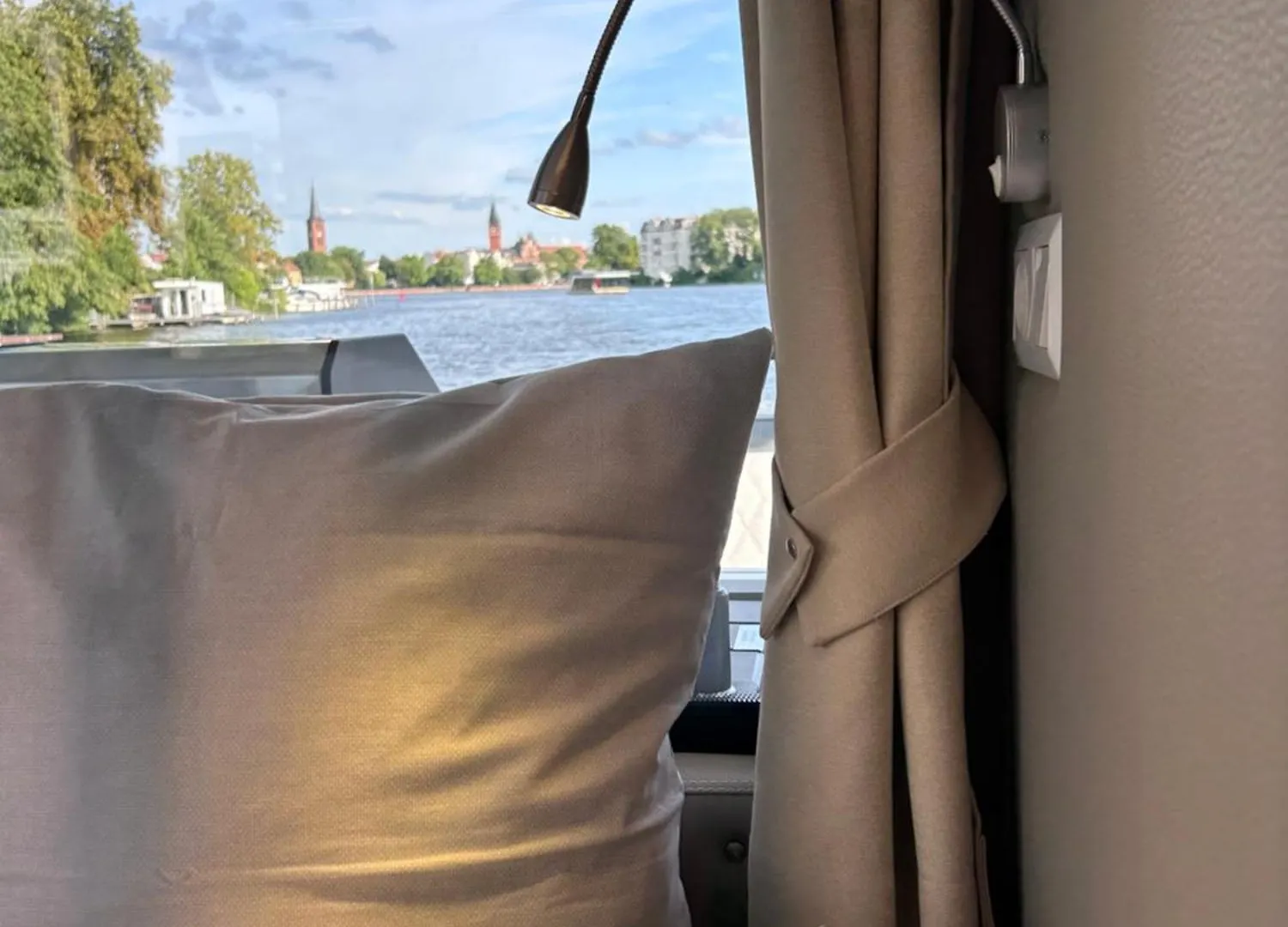 Nena Hausboot Hotel Berlin 0*,  Germany